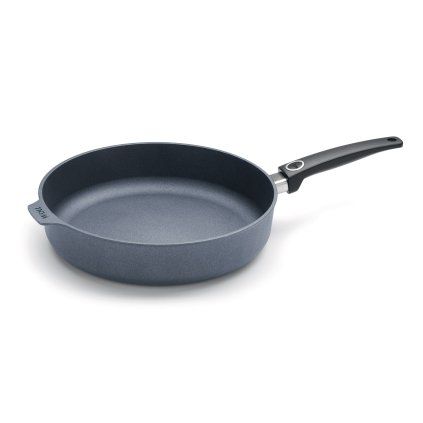 Ponev za praženje DIAMOND LITE, 32 cm, za indukcijo, titan, WOLL