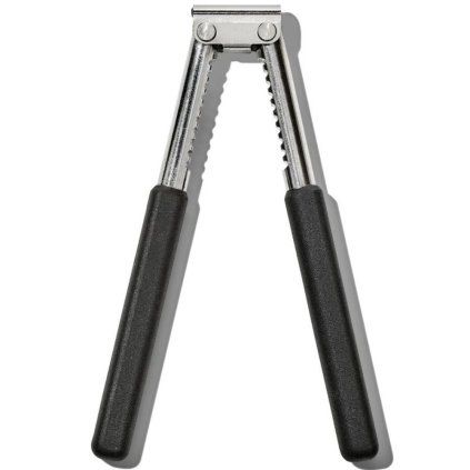 Drobilec oreščkov GOOD GRIPS, 17 cm, črna, iz nerjavečega jekla, OXO