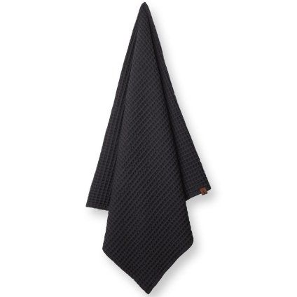 215588 rucnik 70 x 135 cm cerna bavlna humdakin