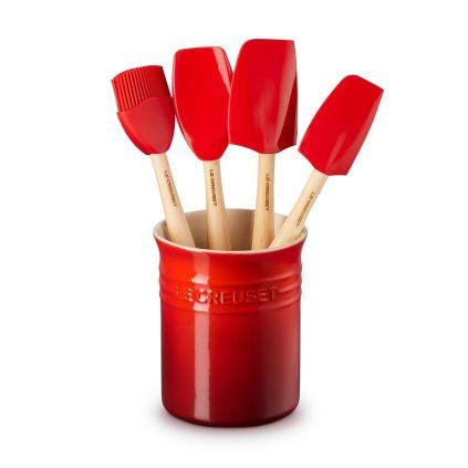 224898 kuchynske nacini sada 4 ks se stojanem cerise le creuset