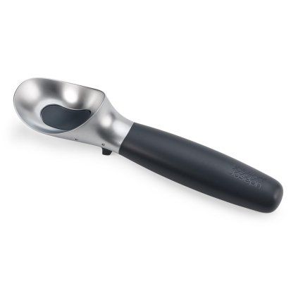 227520 naberacka na zmrzlinu elevate 20226 21 cm stribrna cerna slitina zinku plast joseph joseph