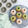 Pekač za šarkelj pecivo ANNIVERSARY BUNDLETTE BUNDT, za 6 mini tortic, zlat, Nordic Ware