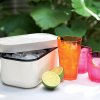 Vedro za led ICE BOX s kalupi za ledene kocke, 1,8 l, bele barve, Lékué