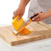 Grobi ročni strgalnik GOOD GRIPS, 28 cm, oranžna, plastika, OXO