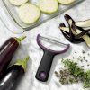 Lupilec za zelenjavo GOOD GRIPS, 13 cm, vijolična barva, plastika, OXO