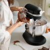 Stoječi mešalnik ARTISAN 5KSM60SPX, 5,6 l, mat črna, KitchenAid
