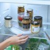 Organizator za hladilnik FRIDGESTORE 851666, 33 cm, bela, plastika, Joseph Joseph