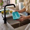 Kalup za ledene kocke EASY-FILL 20197, 33 cm, set 2 kosov, modra, plastika, Joseph Joseph