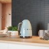 Električni kotliček KLF03PBEU, 1,7 l, pastelno modra, Smeg