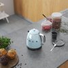 Električni kotliček 50'S STYLE MINI KLF05PBEU, 800 ml, pastelno modra, Smeg