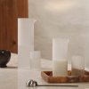 Vrč za vodo RIPPLE 1,1 l, bela, steklo, ferm LIVING
