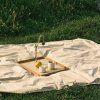 217373 5 servirovaci podnos airy nupo 30 x 30 cm tmave seda hneda kuze drevo lind dna
