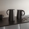 218564 1 rychlovarna konvice rise 1 2 l cerna plast eva solo