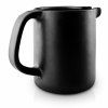221972 3 servirovaci dzban nordic kitchen 500 ml cerna kamenina eva solo