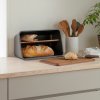 221978 1 chlebnik nordic kitchen 39 cm cerna plast drevo eva solo
