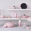 224814 4 kastrol signature 20 cm 2 4 l shell pink litina le creuset