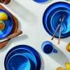 223926 1 jidelni misa coupe 22 cm 960 ml azure kamenina le creuset
