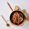 223953 4 panev na smazeni signature 28 cm flame litina le creuset