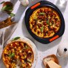 223830 1 forma na kolac 28 cm cerna ocel le creuset