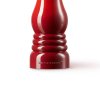 223251 7 mlynek na pepr classic 21 cm cerise plast le creuset