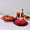 225174 1 kastrol signature 30 cm 3 5 l cerise litina le creuset