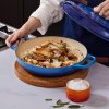 224439 2 kastrol signature 30 cm 3 5 l azure litina le creuset