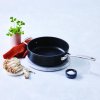 224076 1 panev na sote toughened 26 cm 4 l cerna hlinik le creuset