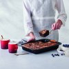 223215 3 forma na kolac 33 x 25 cm cerna ocel le creuset