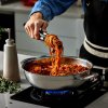 224601 2 nizky kastrol classic 30 cm 4 8 l stribrna nerezova ocel le creuset
