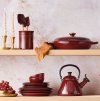 224694 3 kastrol signature 30 cm 3 5 l garnet litina le creuset