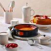224763 1 forma na dorty 26 cm cerna ocel le creuset