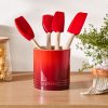 224103 1 stojan na kuchynske nacini signature 14 cm sea salt kamenina le creuset