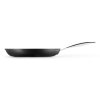 223803 6 neprilnava panev toughened 30 cm cerna hlinik le creuset