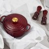 223398 2 mlynek na pepr classic 21 cm garnet plast le creuset