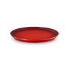 224913 prilohovy talir coupe 22 cm cerise kamenina le creuset