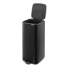 226080 10 pedalovy odpadkovy kos bo 30 l matna cerna ocel brabantia