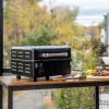 230596 2 peletovy gril ranger cerna traeger