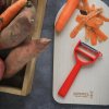 232150 1 skrabka na zeleninu t duo cervena plast opinel